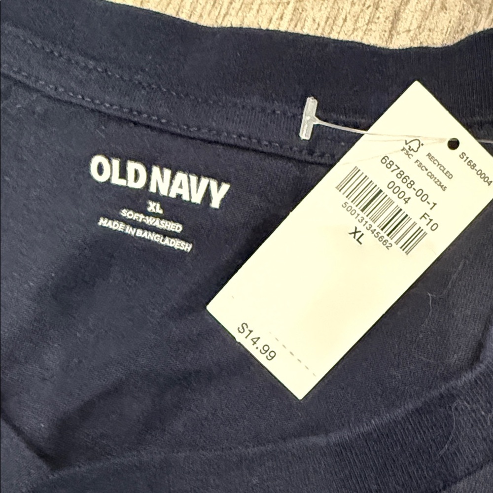 Old Navy Men's Dark Blue Short Sleeve Henley - Picture 2 of 3